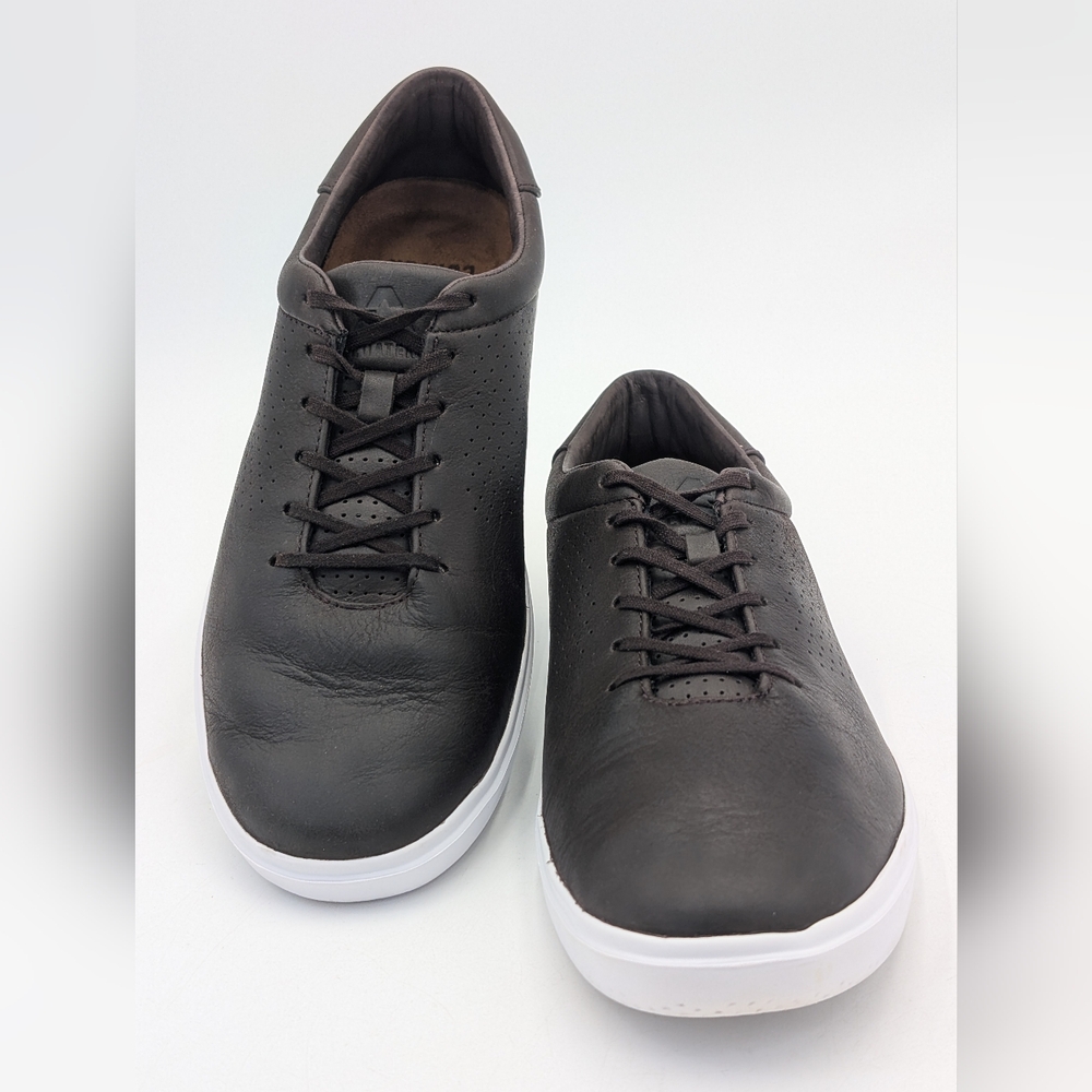 Cuater Phenom Men's Sneaker Size 10.5 Premium Leather Dark Brown/Cushion Footbed - Picture 9 of 17